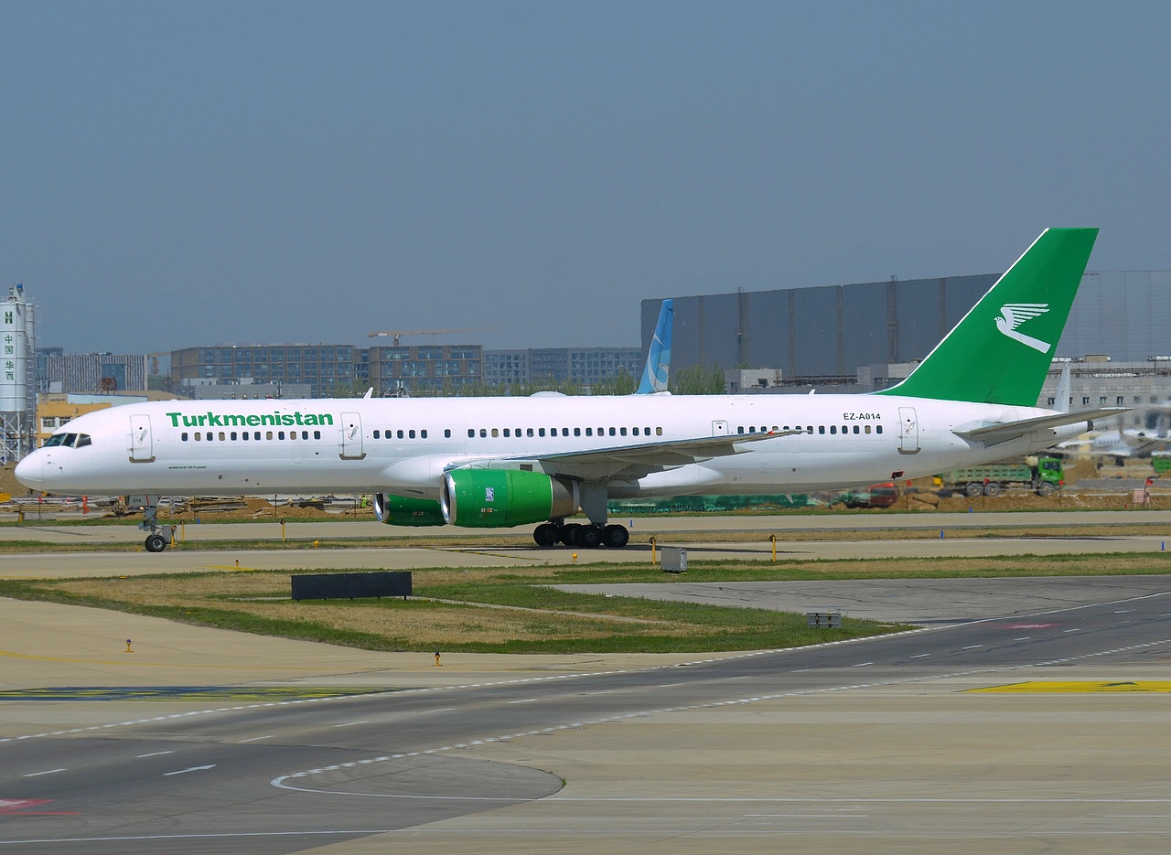 EZ-A014 - 757-22K - Turkmenistan Airlines - PEK - 15-04-2018