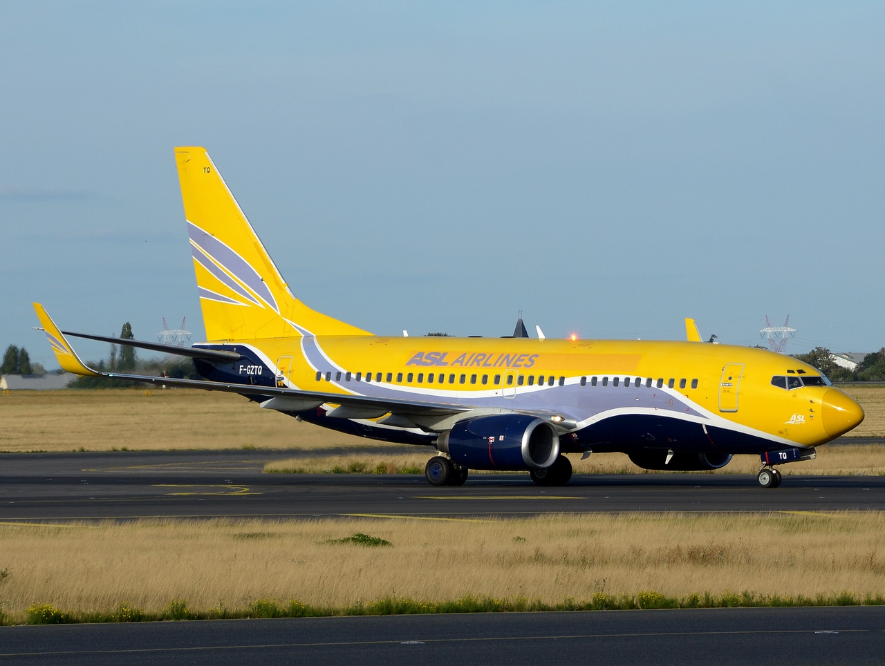 F-GZTQ - 737-73S(WL) - ASL Airlines France - CDG - 10-09-2018