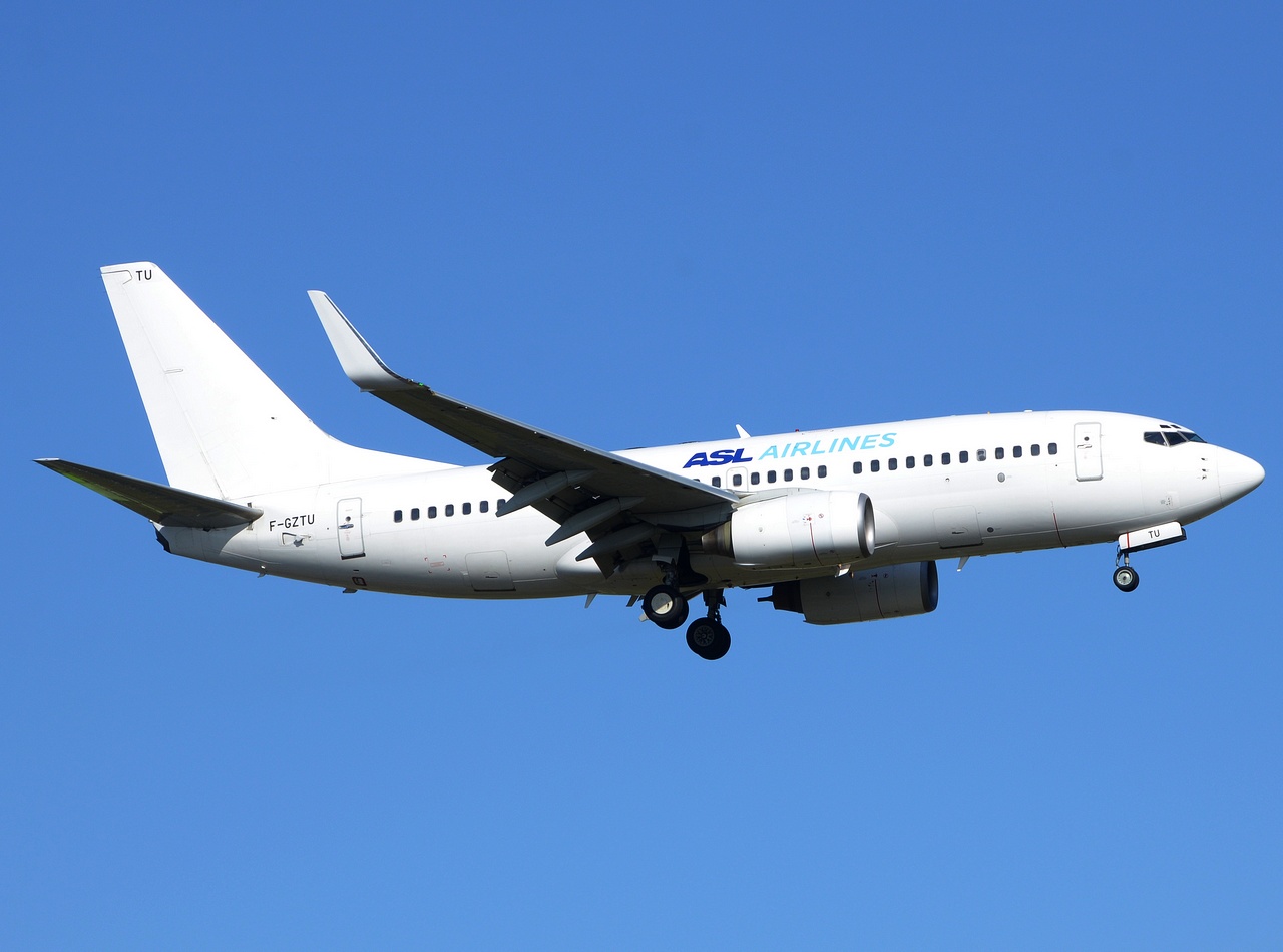 F-GZTU - 737-73V - ASL Airlines France - LIS - 14-06-2018