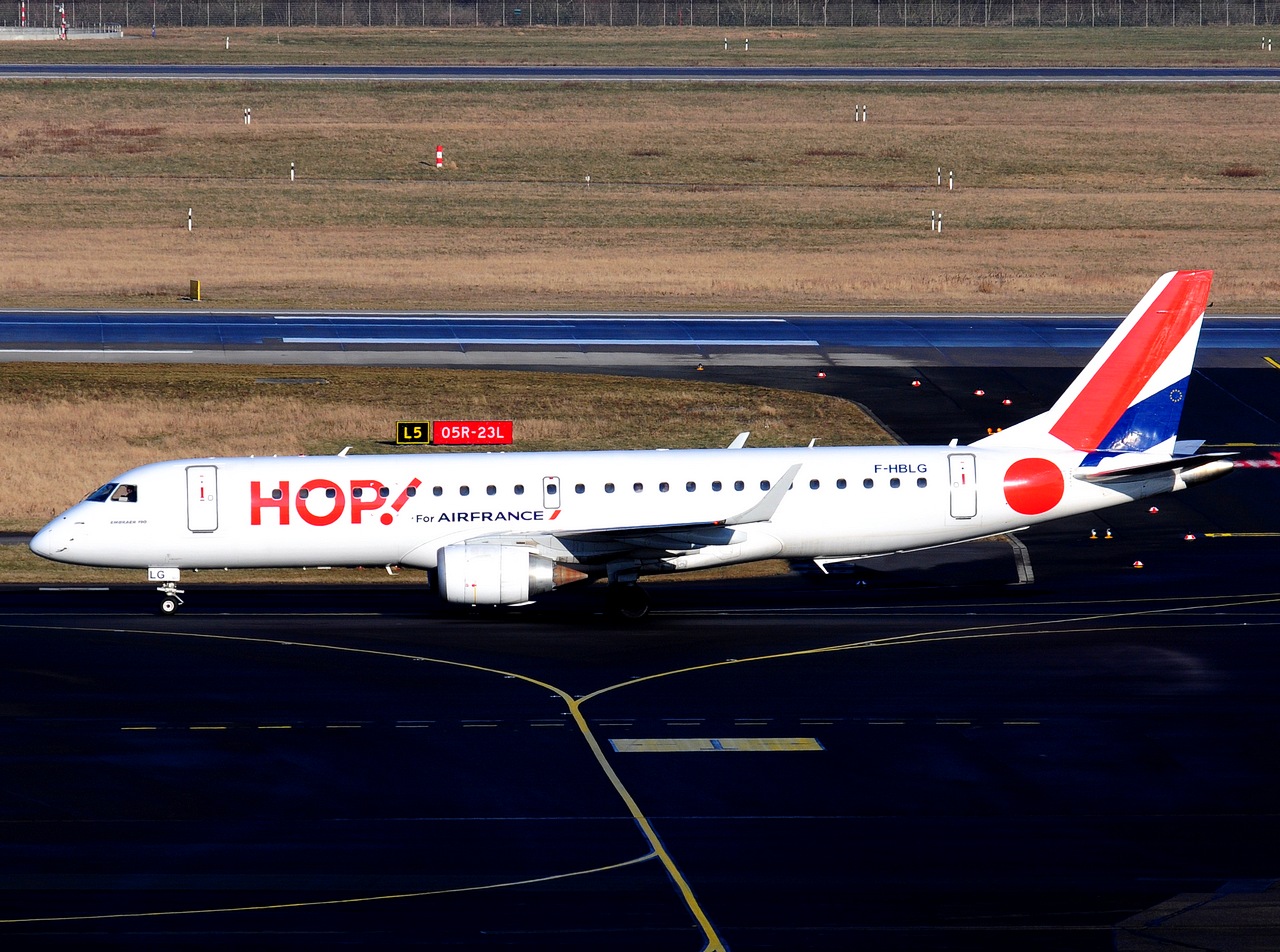 F-HBLG - ERJ-190STD (ERJ-190-100) - HOP! - DUS - 27-02-2018