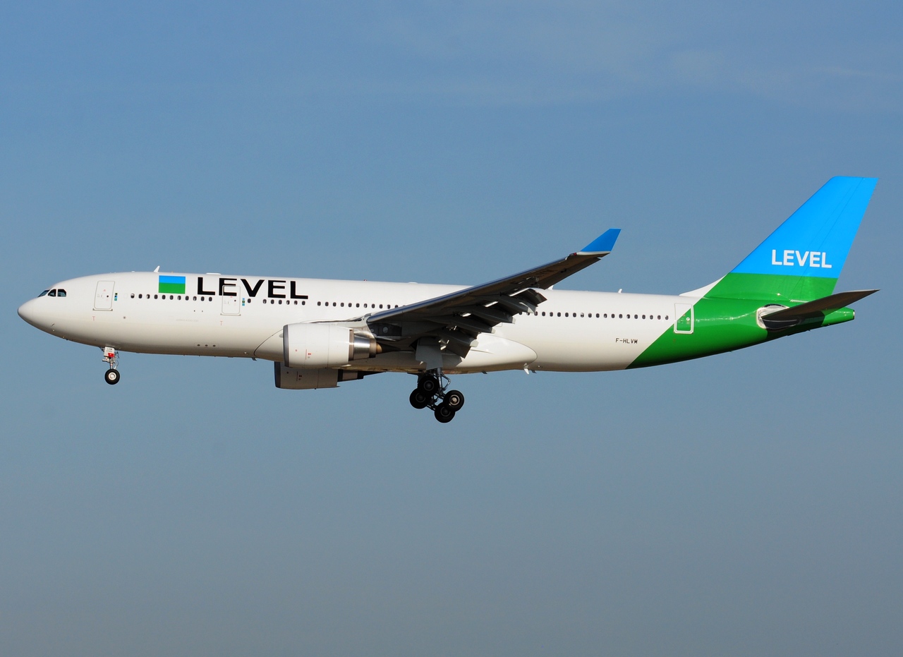 F-HLVM - A330-202 - LEVEL - ORY - 13-10-2018