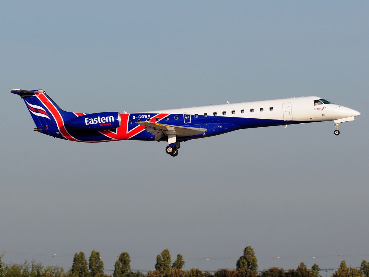 G-CGWV - ERJ-145MP - Eastern Airways - ORY - 13-10-2018