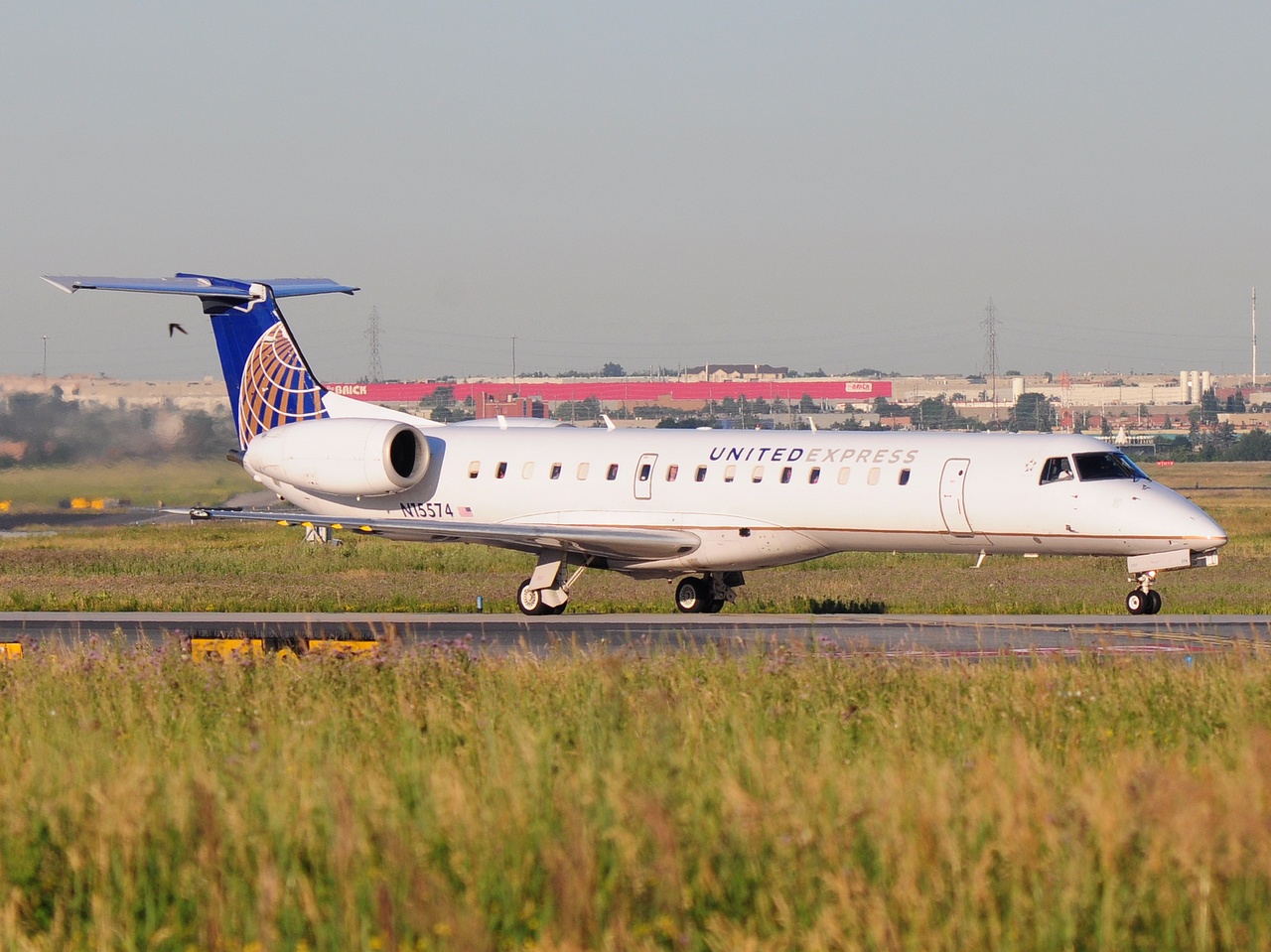 N15574 - Embraer E145LR - United Express - YYZ - 08-07-2018