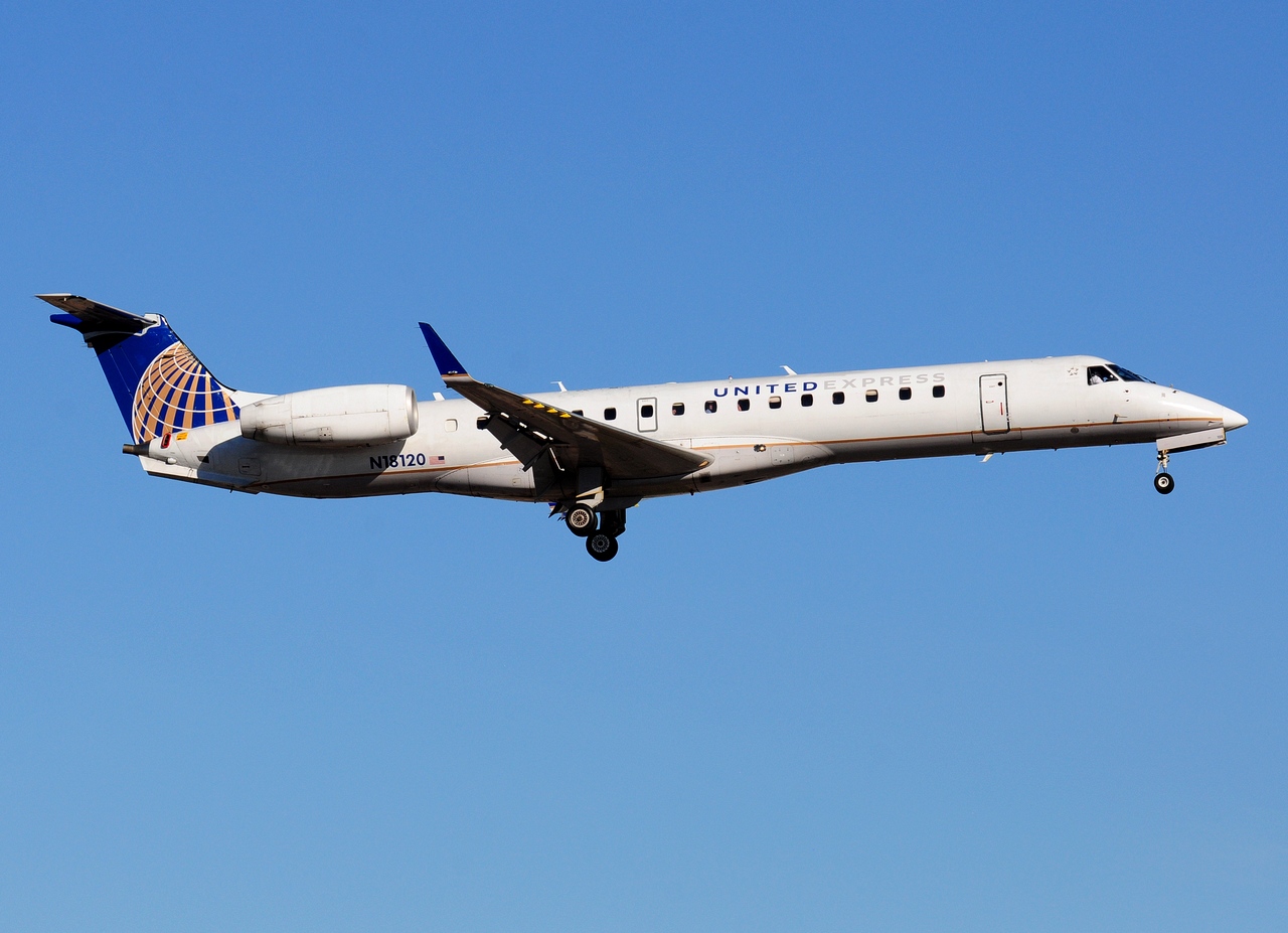 N18120 - ERJ-145XR - United Express - YYZ - 07-07-2018
