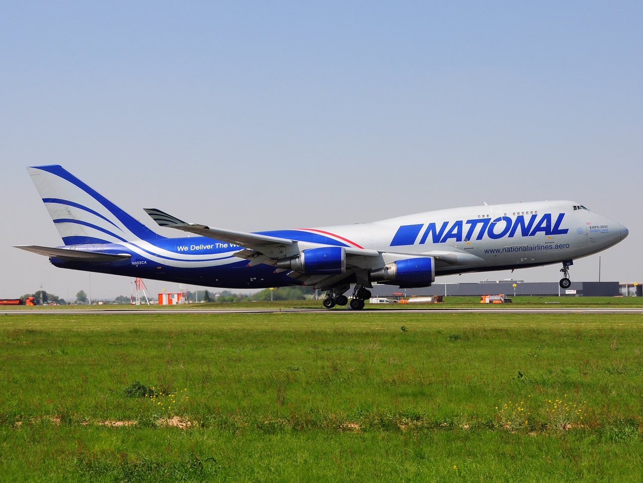 N952CA - 747-428 - National Air Cargo - LGG - 04-05-2018