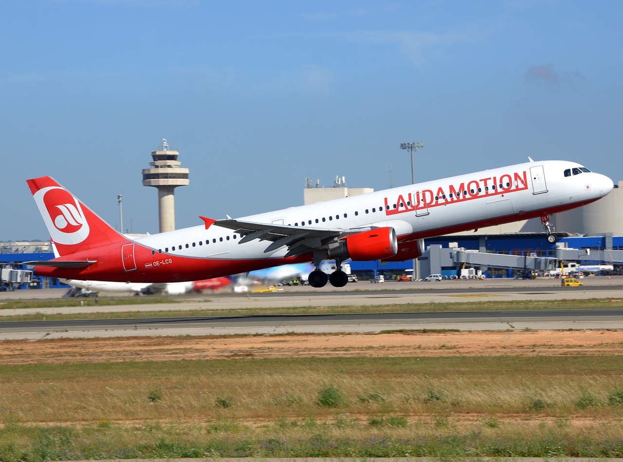 OE-LCG - A321-211 - LaudaMotion - PMI - 11-06-2018