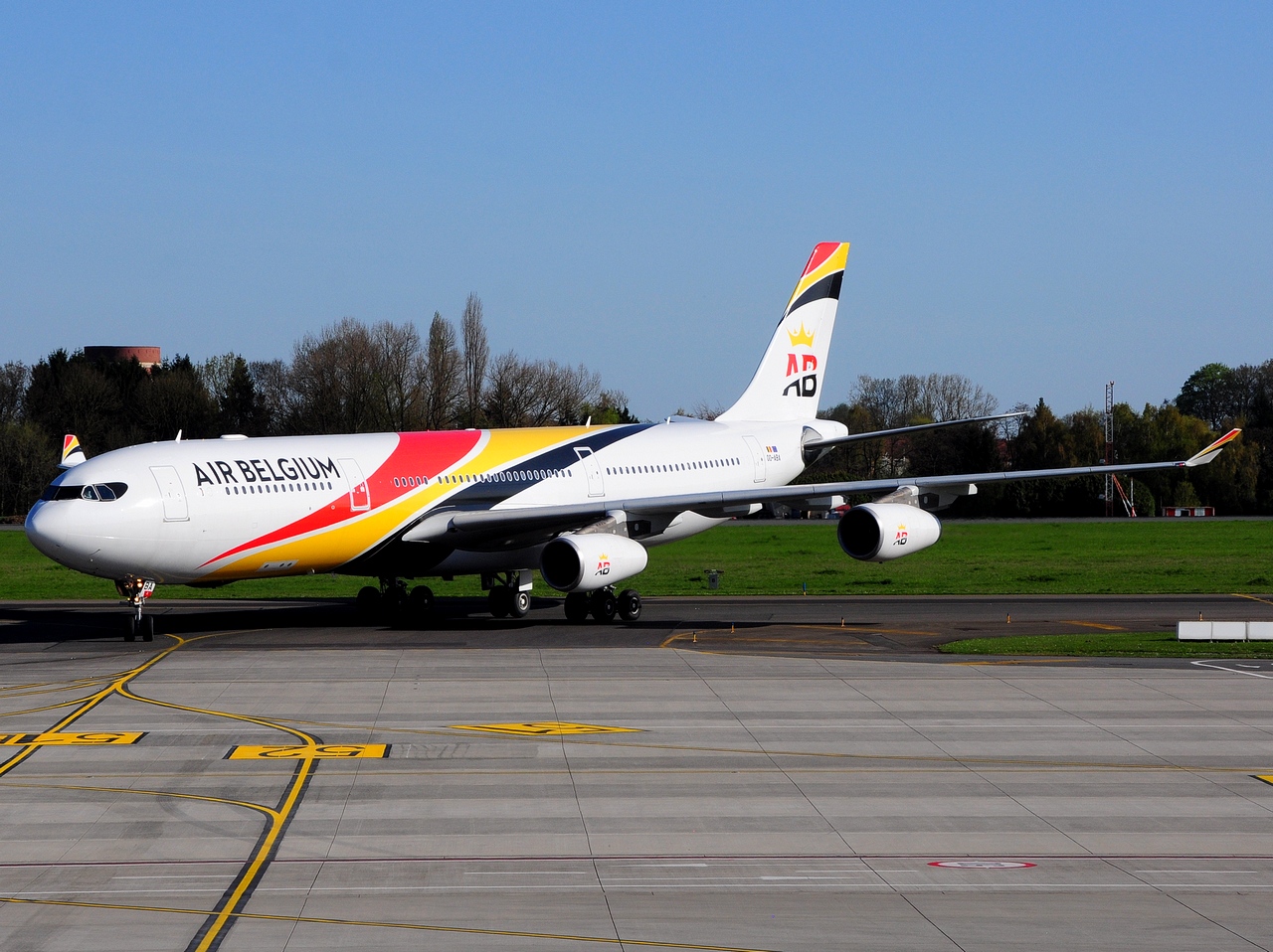 OO-ABA - A340-313 - Air Belgium - CRL - 28-04-2018