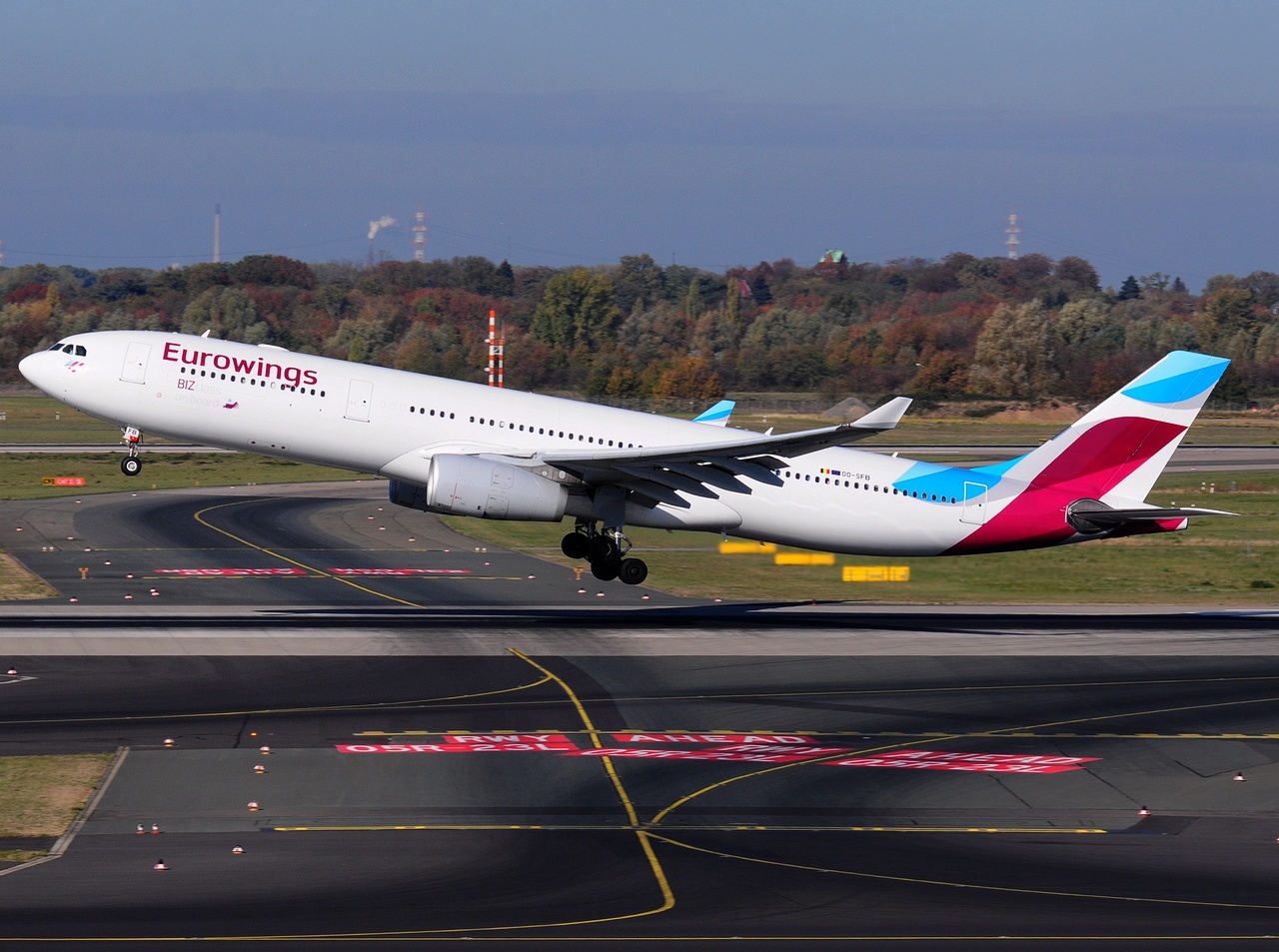 OO-SFB - A330-342 - Eurowings - DUS - 21-10-2018
