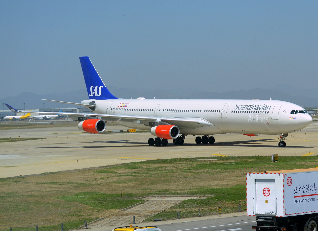 OY-KBI - A340-313 - SAS Scandinavian Airlines - PEK - 15-04-2018