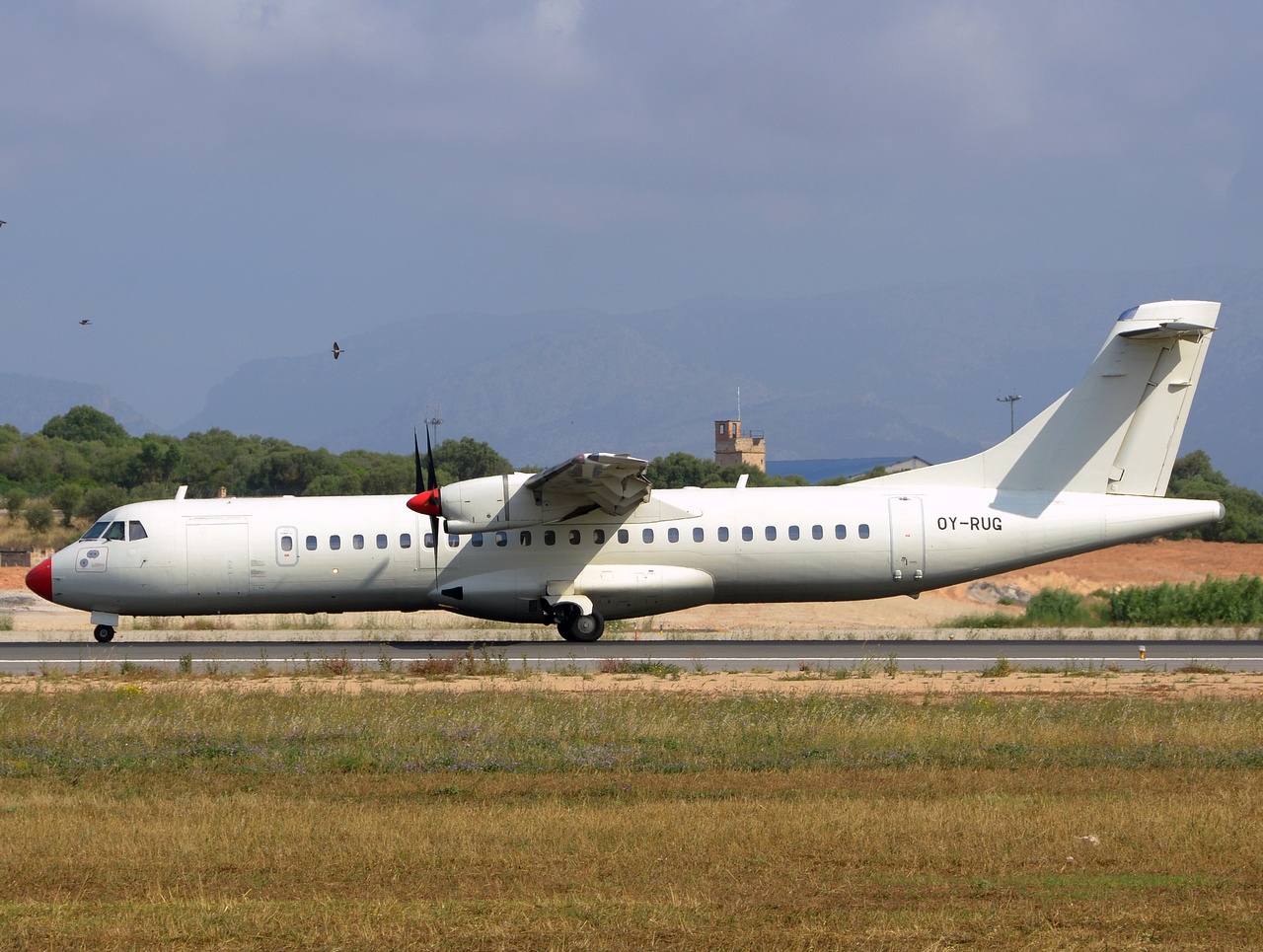 OY-RUG - ATR 72-202 - Danish Air Transport (DAT) - PMI - 12-06-2018b