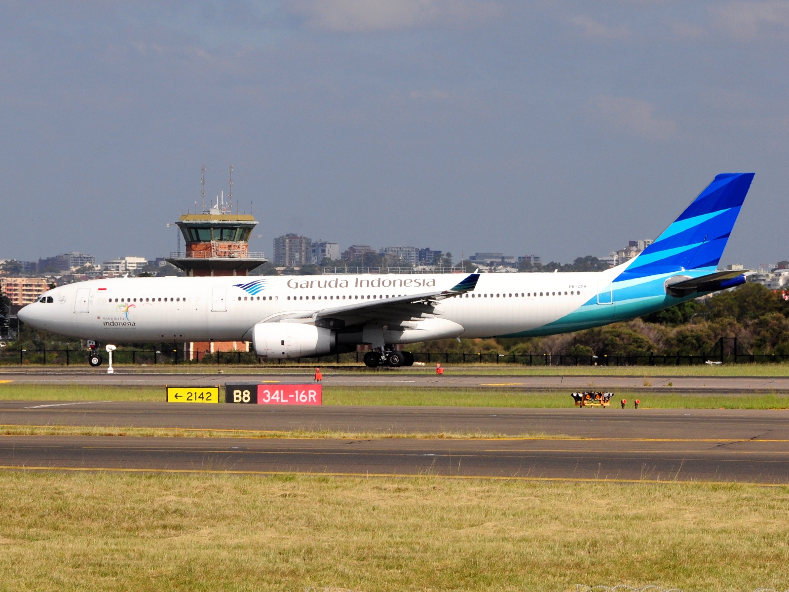 PK-GPV - A330-343 - Garuda Indonesia - SYD - 07-04-2018