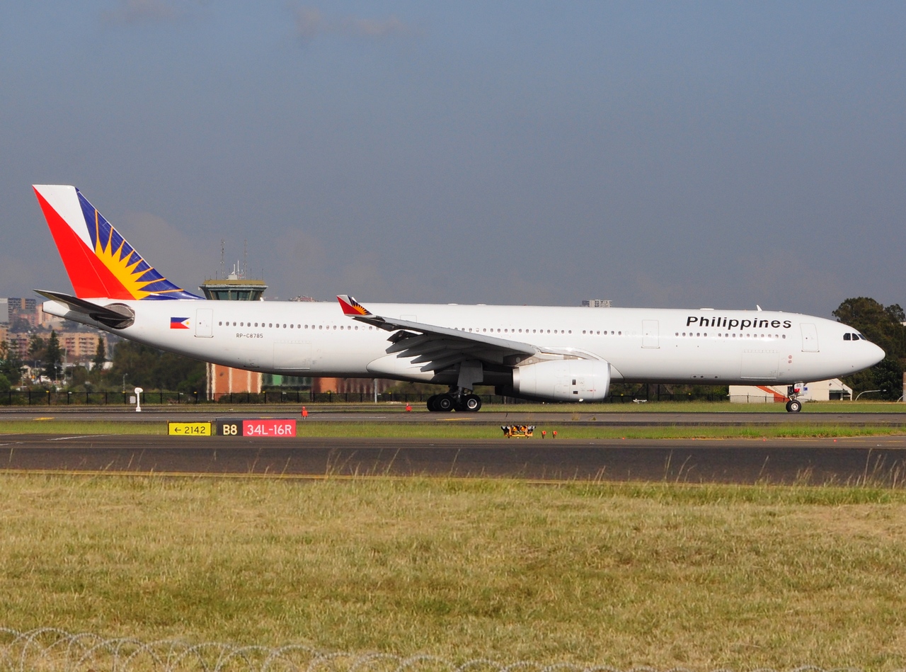 RP-C8785 - A330-343 - Philippine Airlines - SYD - 07-04-2018