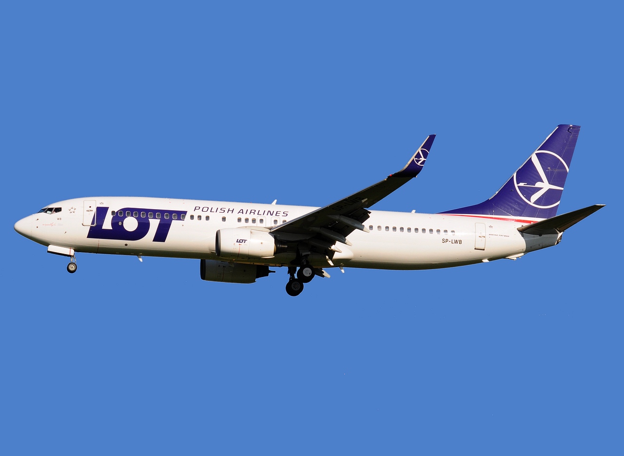 SP-LWB - 737-89P(WL) - LOT _ Polish Airlines - BRU - 04-05-2018
