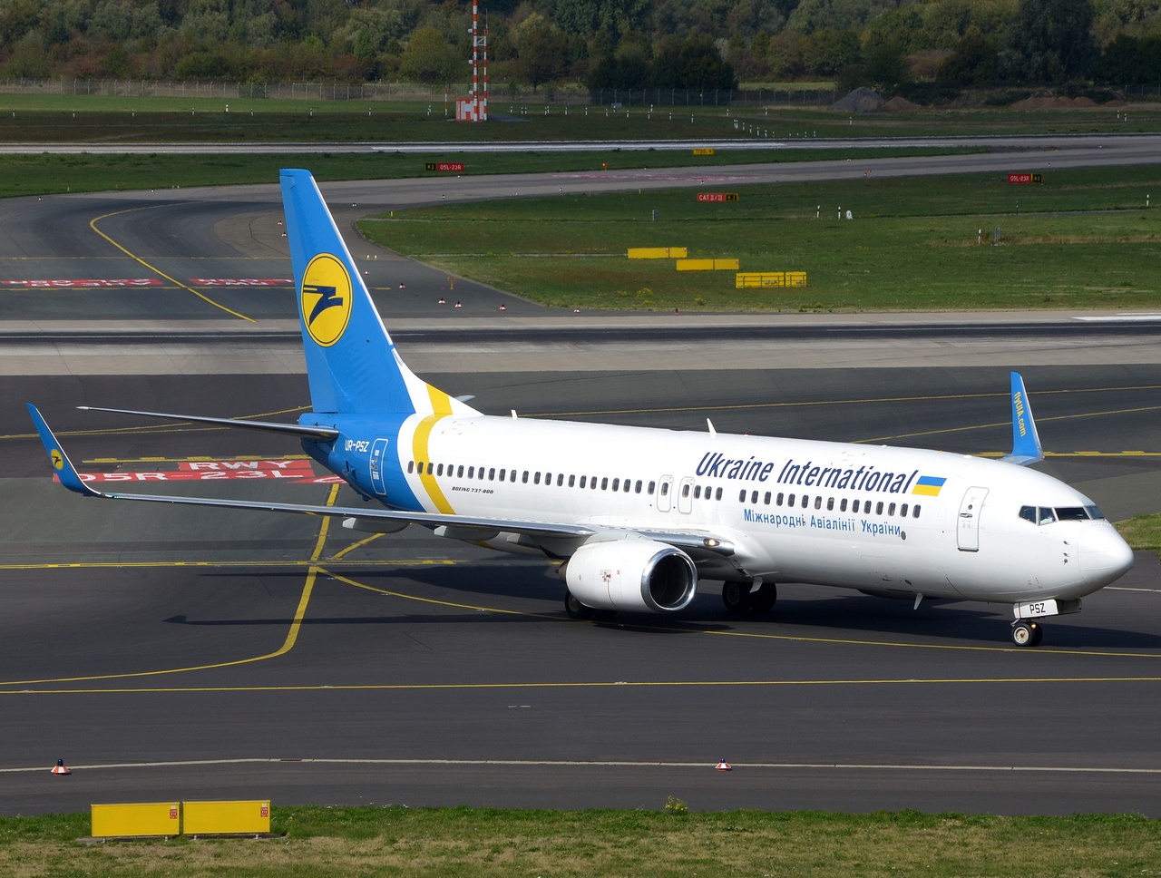 UR-PSZ - 737-86N(WL) - Ukraine International Airlines - DUS - 15-09-2018
