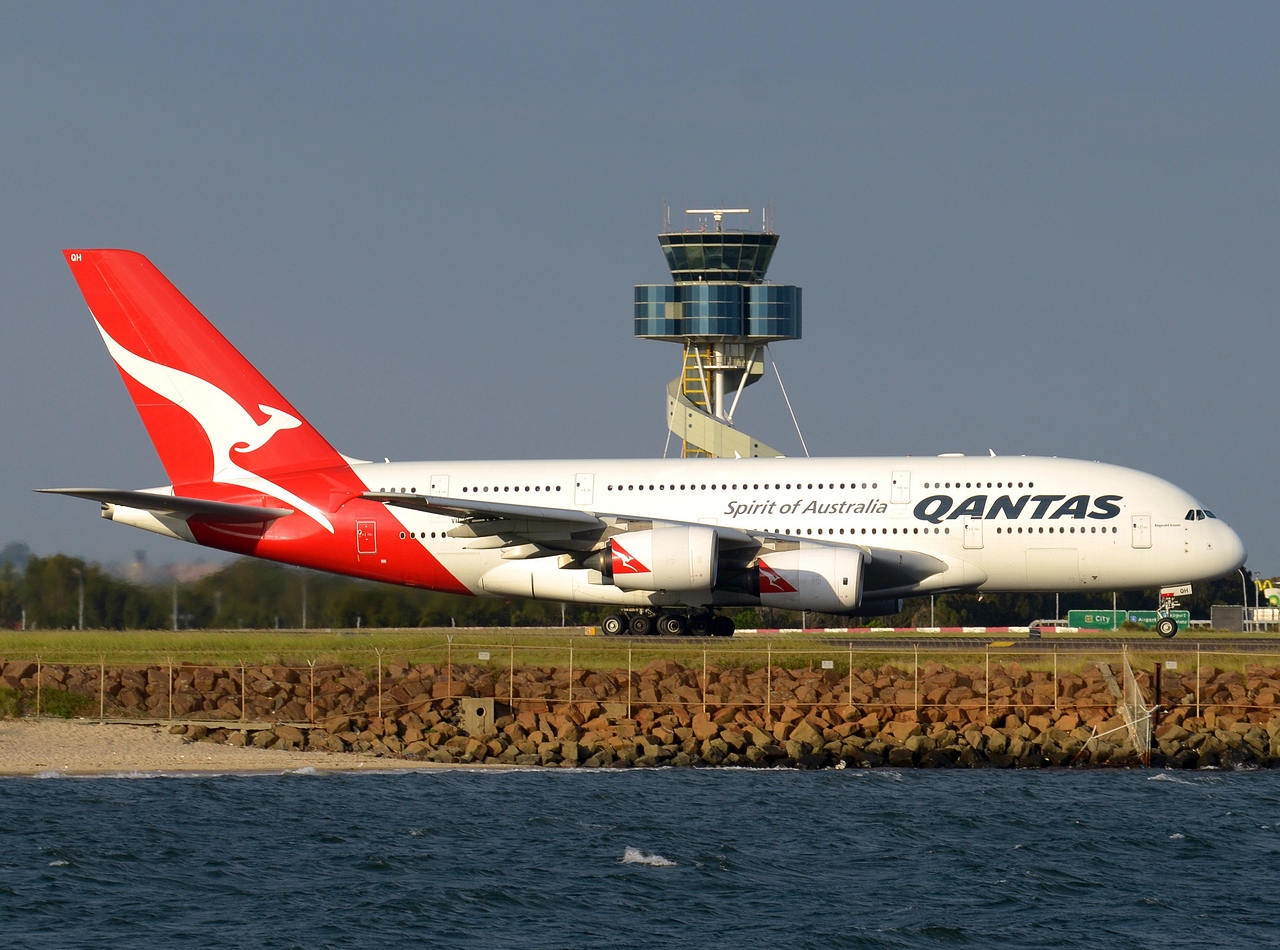 VH-OQH - A380-842 - Qantas - SYD - 09-04-2018