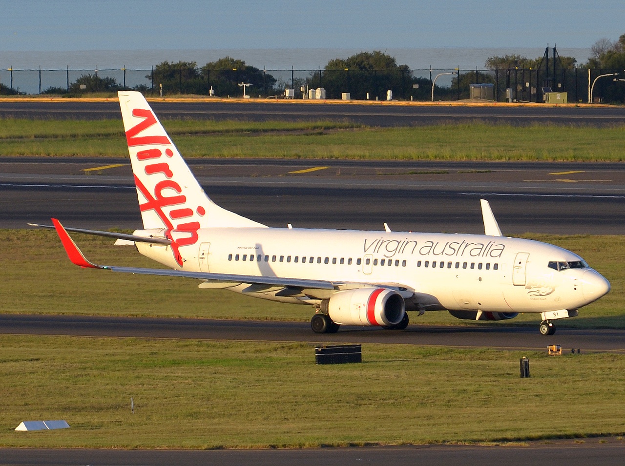 VH-VBY - 737-7FE(WL) - Virgin Australia - SYD - 11-04-2018