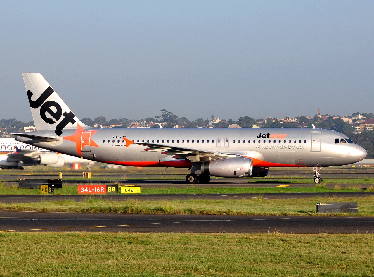 VH-VQK - A320-232 - Jetstar Airways - SYD - 07-04-2018