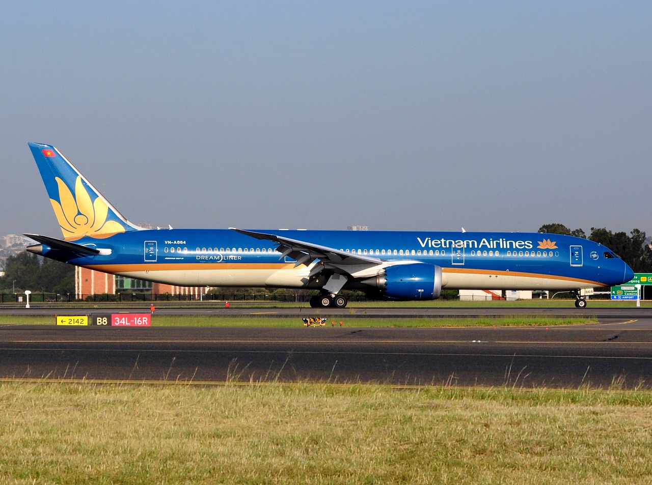VN-A864 - 787-9 Dreamliner - Vietnam Airlines - SYD - 07-04-2018