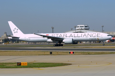 9V-SWI - 777-312(ER) - Singapore Airlines - PEK - 15-04-2018