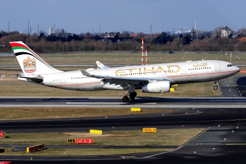 A6-EYQ - A330-243 - Etihad Airways - DUS - 27-02-2018
