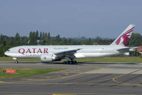 A7-BFJ - 777-FDZ - Qatar Airways Cargo - LGG - 12-09-2018b