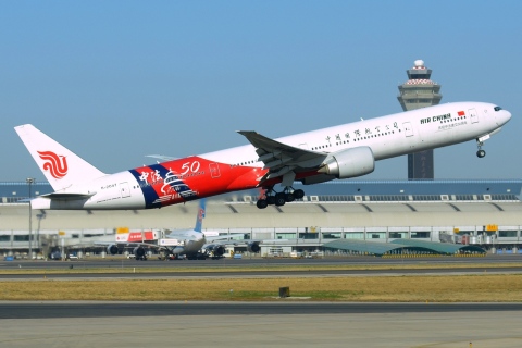 B-2047 - B777-39L(ER) - Air China - PEK - 15-04-2018