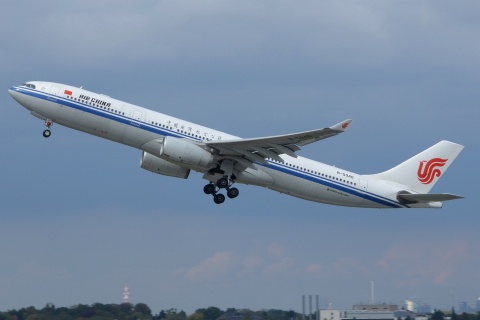 B-5946 - A330-343 - Air China - DUS - 15-09-2018