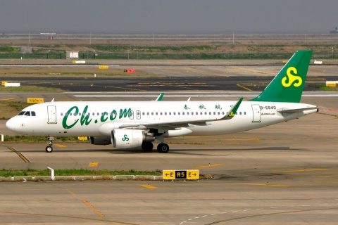 B-6840 - A320-214 - Spring Airlines - PVG - 03-04-2018