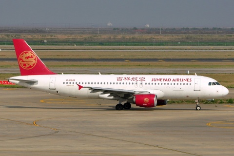 B-6948 - A320-214 - Juneyao Airlines - PVG - 03-04-2018