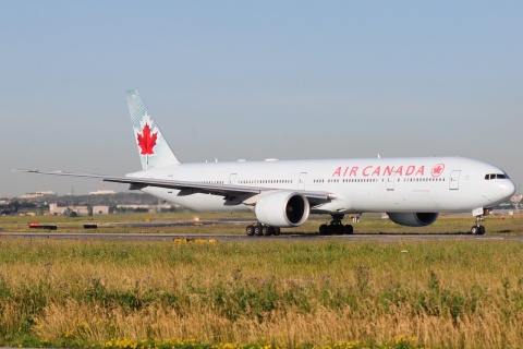 C-FIUW - 777-333(ER) - Air Canada - YYZ - 08-07-2018
