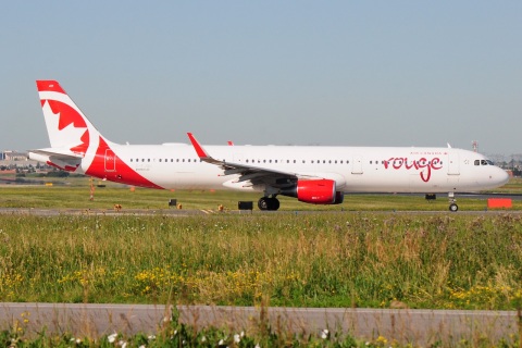 C-FJQH - A321-211(WL) - Air Canada Rouge - YYZ - 08-07-2018