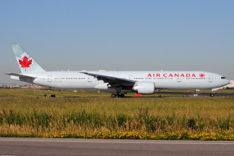 C-FNNU - 777-333(ER) - Air Canada - YYZ - 08-07-2018b