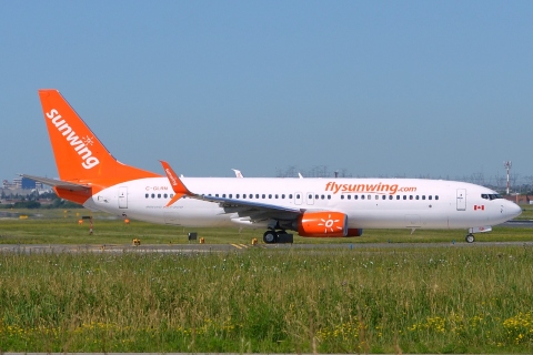 C-GLRN - 737-800(WL) - Sunwing Airlines - YYZ - 08-07-2018b