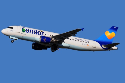 D-AICH - A320-212 - Condor - DUS - 21-10-2018b