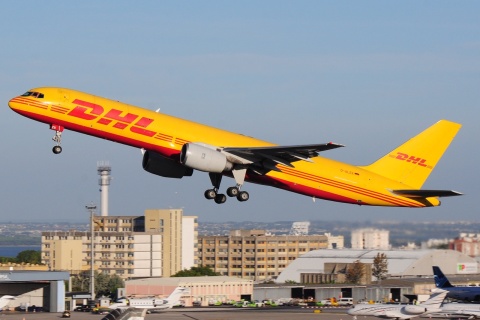 D-ALEK - 757-236 - DHL - LIS - 14-06-2018b
