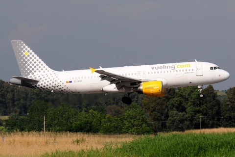 EC-KDT - A320-216 - Vueling - FCO - 28-05-2018