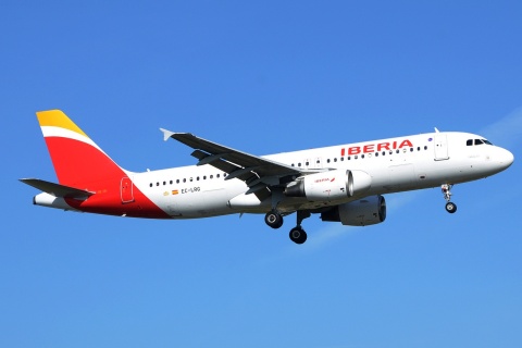 EC-LRG - A320-214 - Iberia - LIS - 14-06-2018
