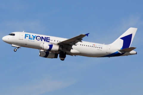 ER-00003 - A320-233 - FlyOne - CDG - 10-09-2018