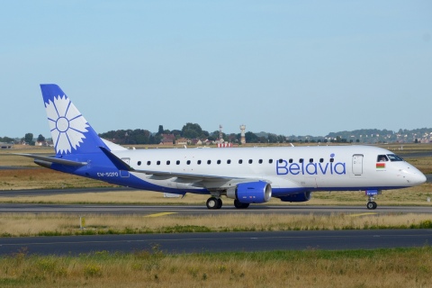 EW-512PO - ERJ-175LR (ERJ-170-200 LR) - Belavia _ Belarusian Airlines - CDG - 10-09-2018