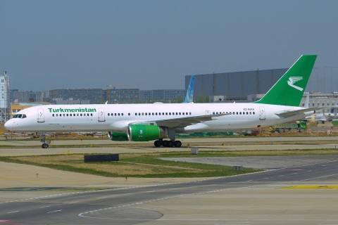 EZ-A014 - 757-22K - Turkmenistan Airlines - PEK - 15-04-2018