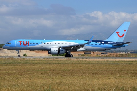 G-CPEU - 757-236(WL) - TUI Airways - PMI - 13-06-2018