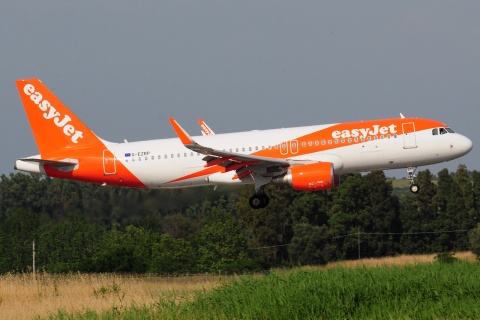 G-EZRP - A320-214(WL) - easyJet - FCO - 28-05-2018