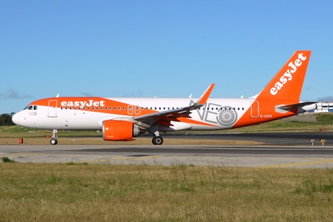 G-UZHE - A320-251N(WL) - easyJet - LIS - 15-06-2018