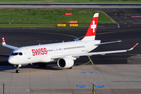 HB-JCF - A220-300 - Swiss - DUS - 15-09-2018