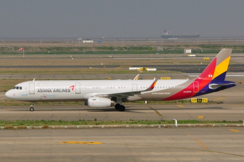 HL8059 - A321-231(WL) - Asiana Airlines - PVG - 03-04-2018