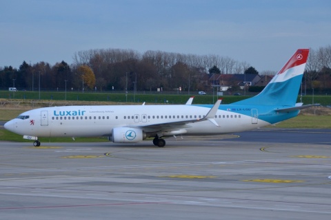 LX-LGU - 737-8C9(WL) - Luxair - CRL - 29-11-2018b