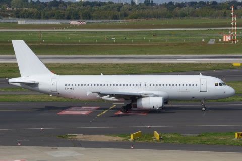 LY-VEQ - A320-232 - Avion Express - DUS - 15-09-2018b