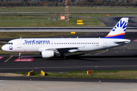 LY-VEW - A320-214 - SunExpress - DUS - 21-10-2018