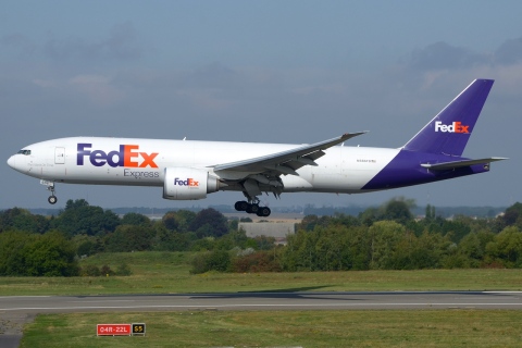 N886FD - 777-FS2 - Federal Express (FedEx) - LGG - 12-09-2018b