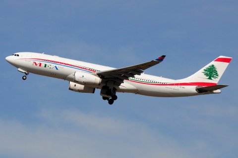 OD-MEE - A330-243 - MEA _ Middle East Airlines - CDG - 10-09-2018